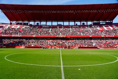 Prediksi: AC Milan vs Sevilla - Pertarungan DNA Eropa di Tengah Gelapnya Malam Liga 5 Prediksi: AC Milan vs Sevilla – Pertarungan DNA Eropa di Tengah Gelapnya Malam Liga