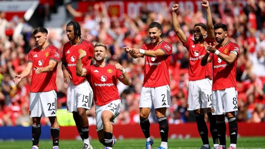 Prediksi Bola: Revolusi Ten Hag di MU, Yoro Datang, Flop Dibuang!